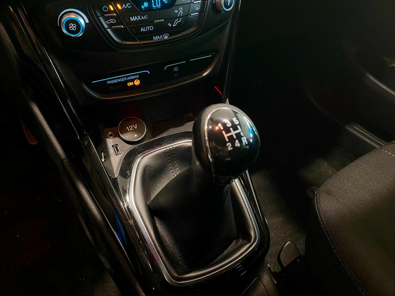 Ford B-Max 1.5 TDCi 95 CV Titanium-2017