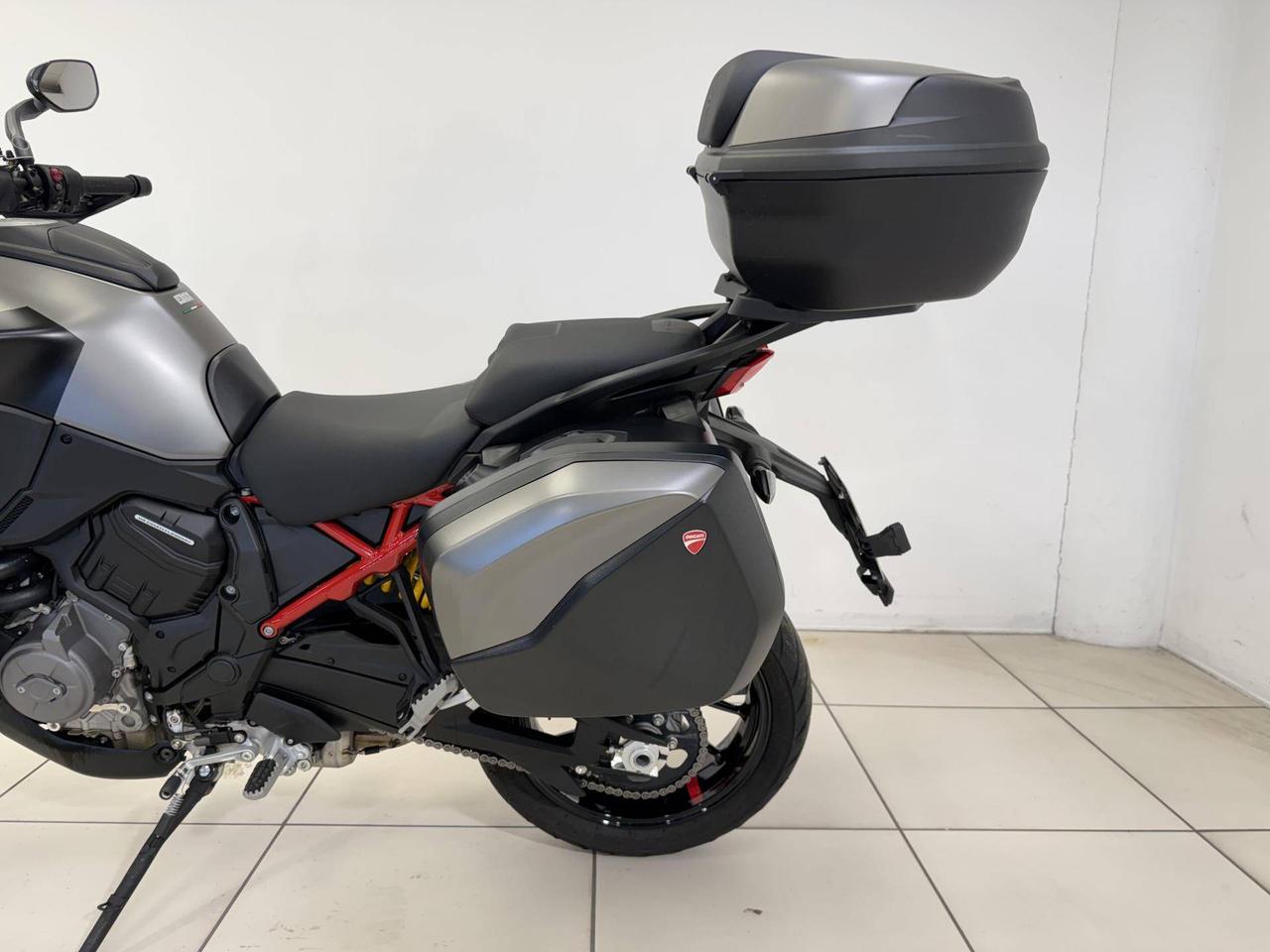 DUCATI Multistrada V4 1160 S Grand Tour