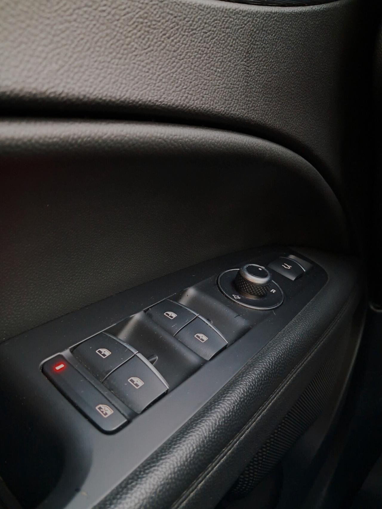 Alfa R. Stelvio 190 CV * AT8 Q4 *LED-PELLE-CERCHI 20*