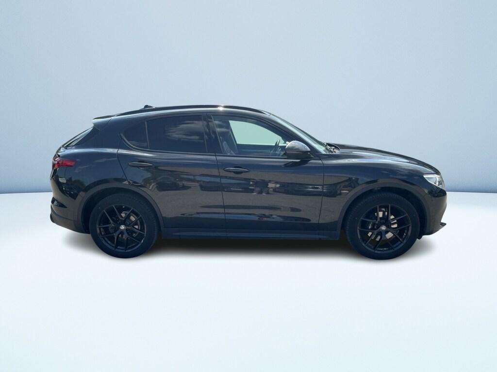 Alfa Romeo Stelvio 2.2 Turbo Business Q4 Auto