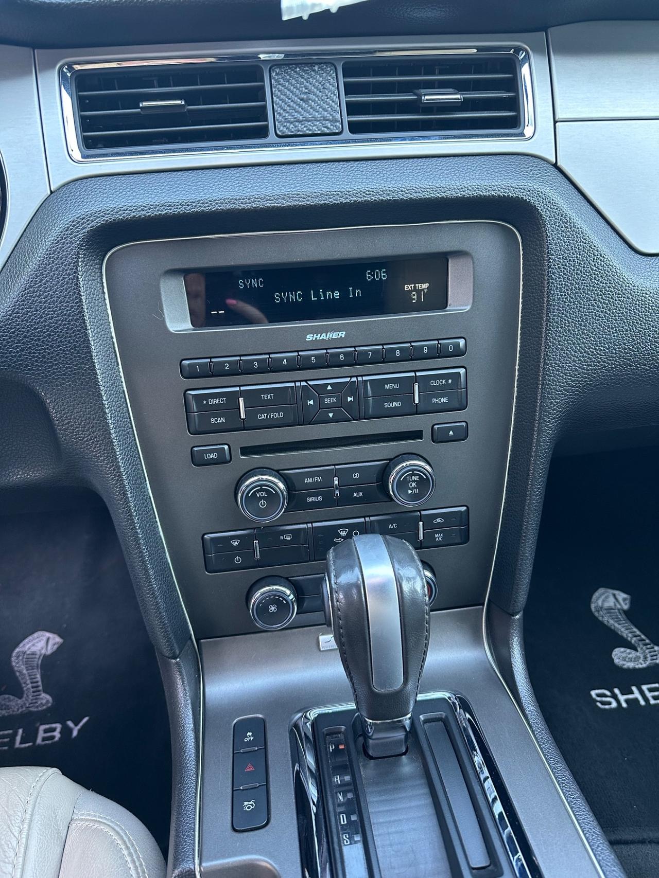 Mustang 3.7 V6 305 CV