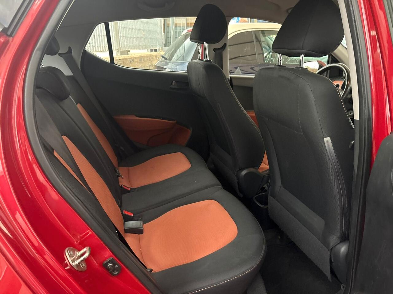 Hyundai i10 1.0 BENZINA