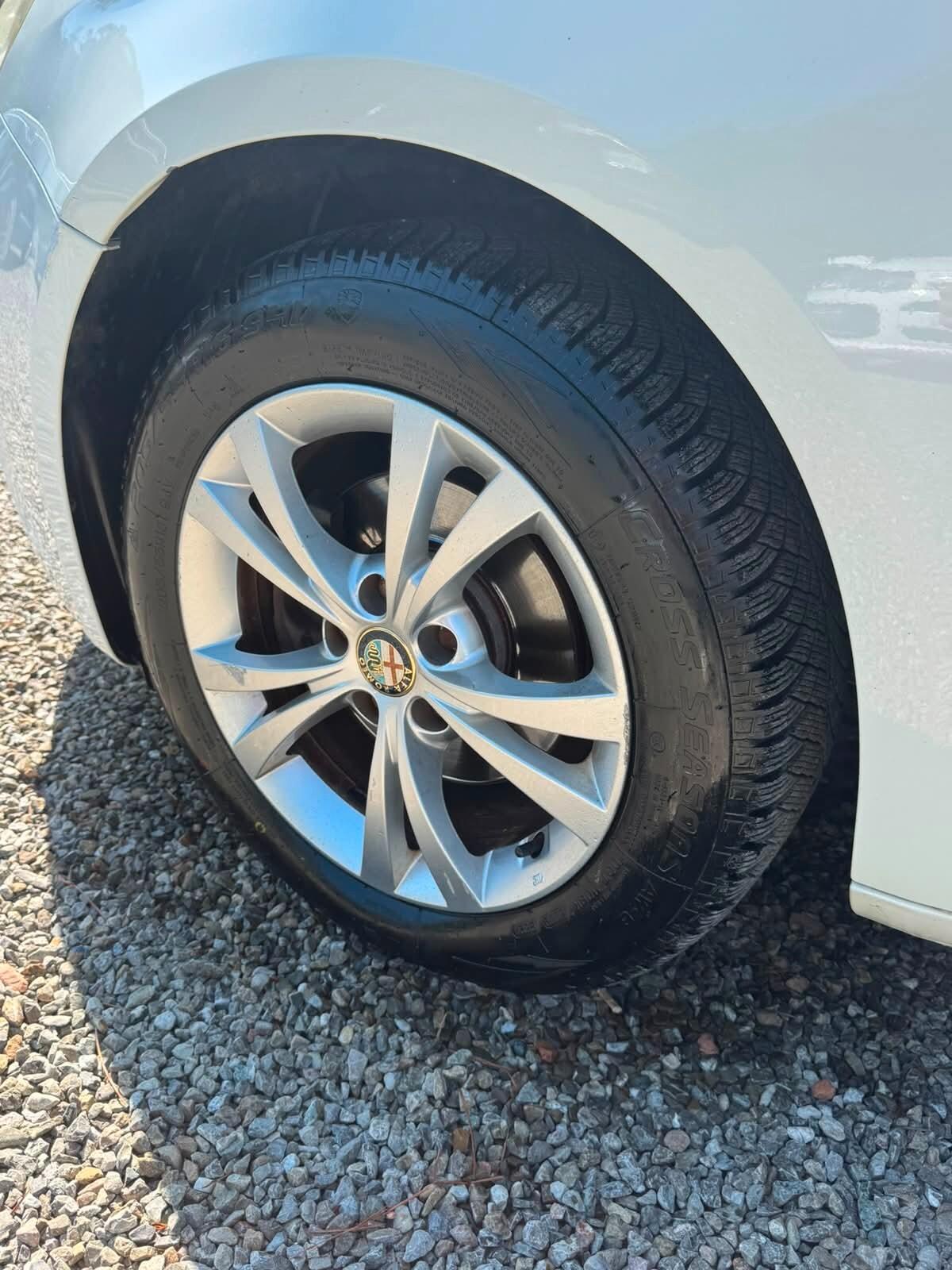 Alfa Romeo Giulietta 1.6 JTDm-2 105 CV Exclusive
