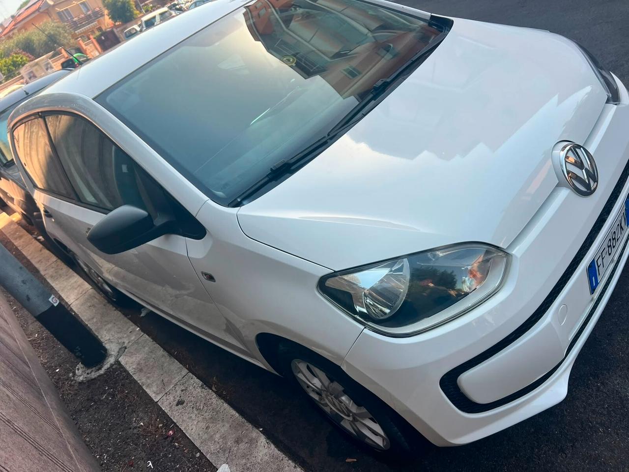 Volkswagen up! 1.0 75 CV 5p. high