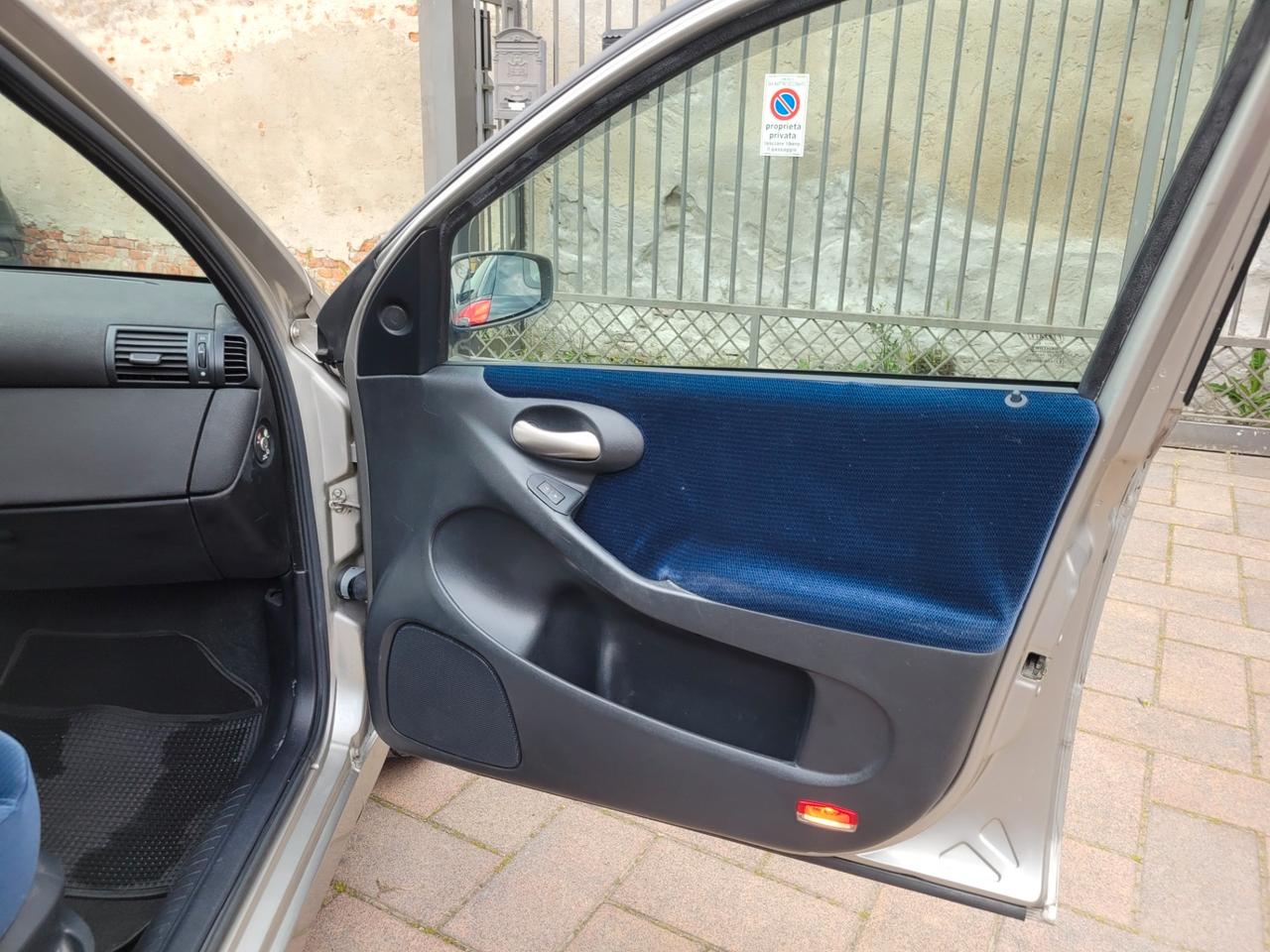 Fiat Stilo NEOPATENTATA 1.6i 16V 5 porte Active