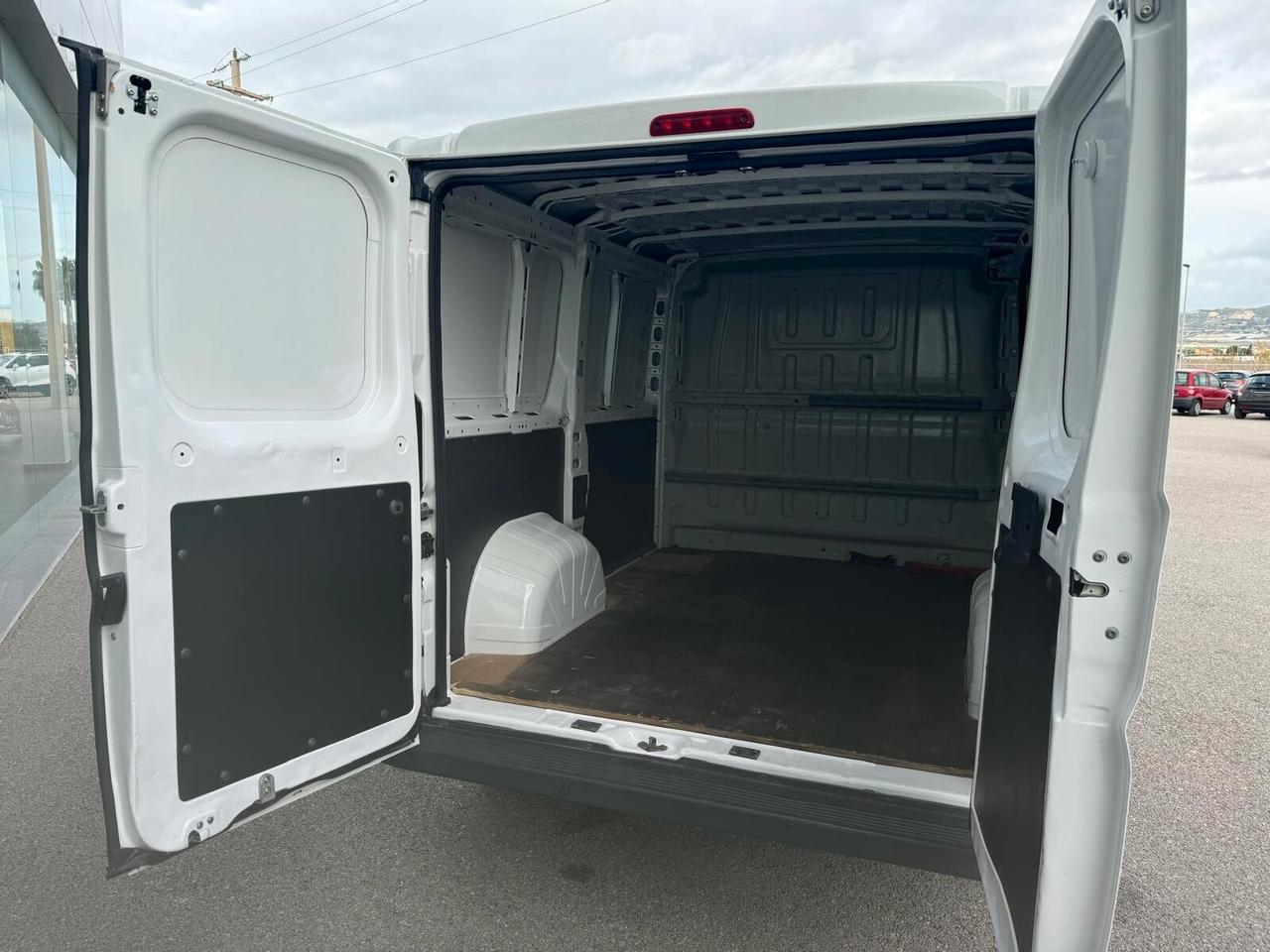 Citroen Jumper 30 L1H1 BLUEHDI