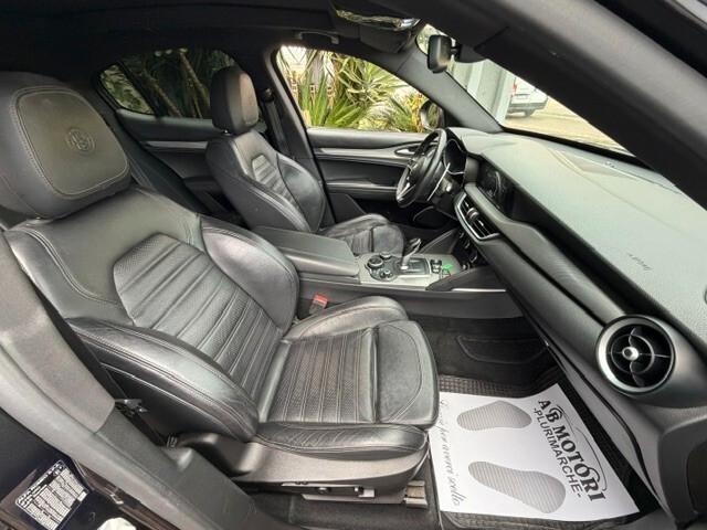 Alfa Romeo Stelvio 2.2 Turbodiesel 210 CV AT8 Q4 Super