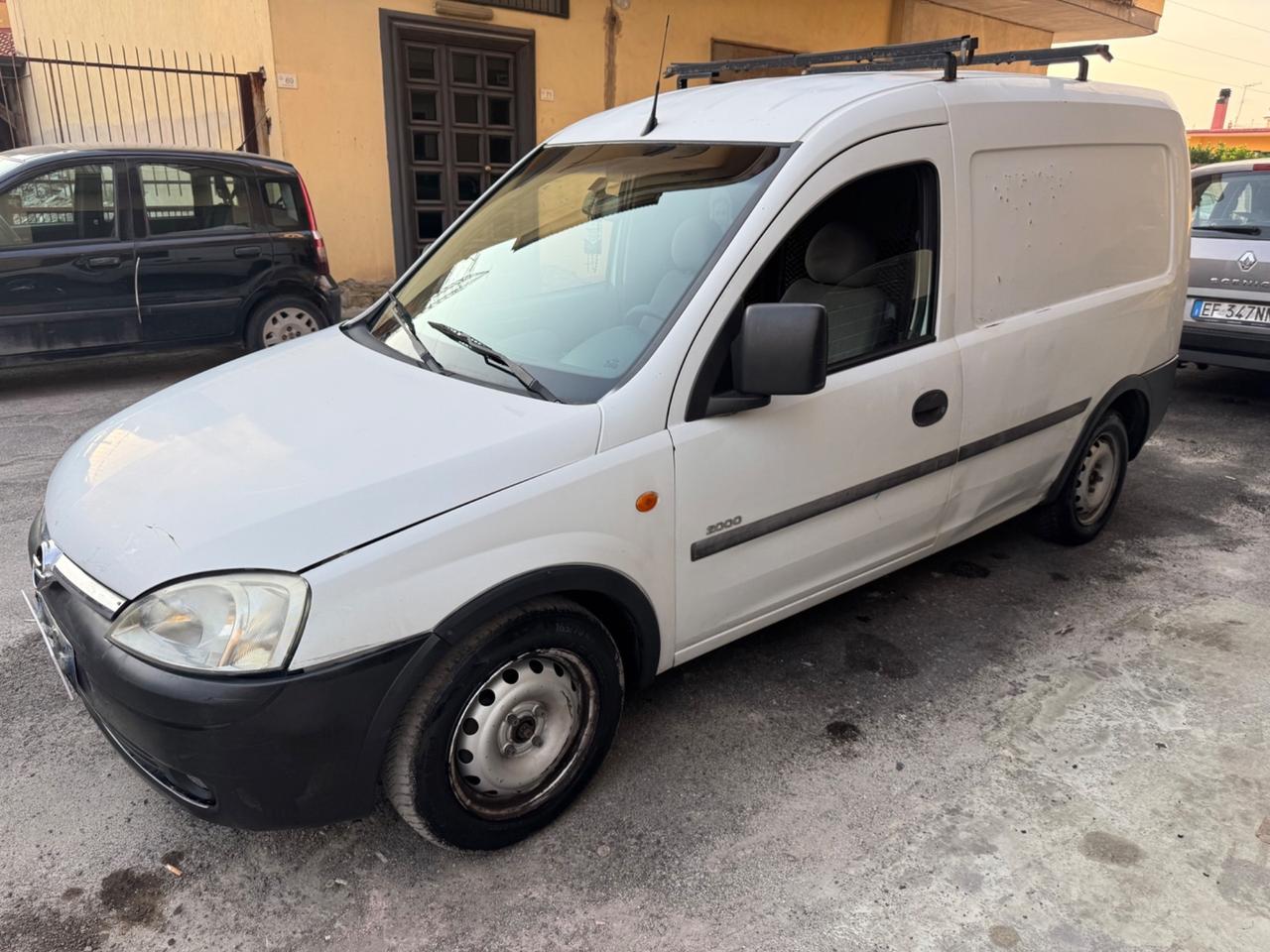 Opel Combo 1.7 DI 4p. Van Vetrato