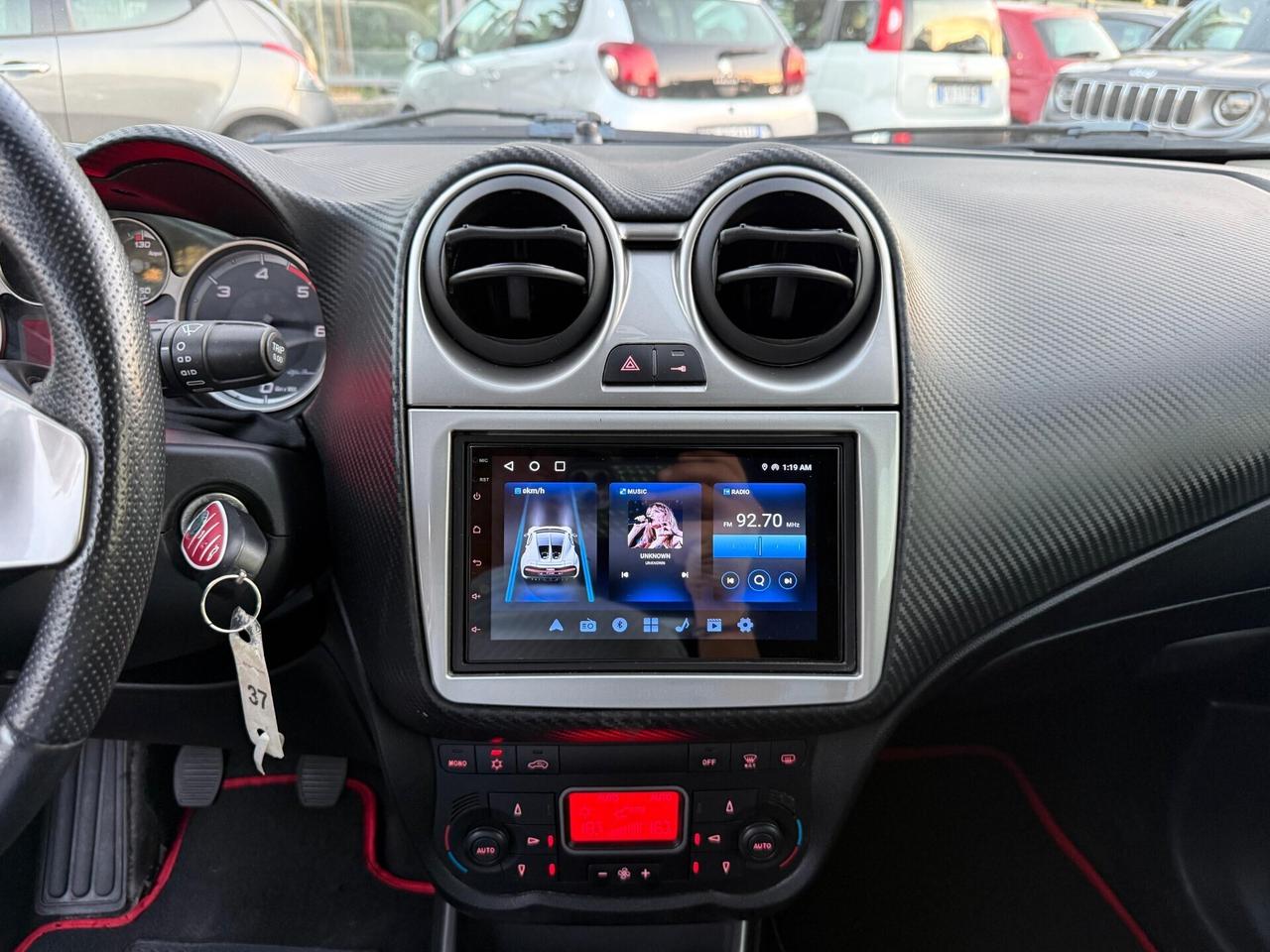 Alfa Romeo MiTo 1.6 JTDm-2 S&S Distinctive Sport Pack