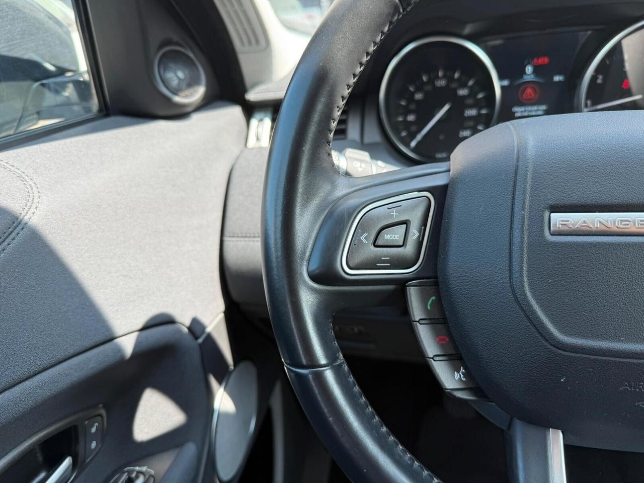 Land Rover Range Evoque 2.0 TD4 150 CV 5p. Pure