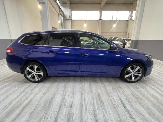 Peugeot 308 BlueHDi 120 S&S EAT6 SW Allure