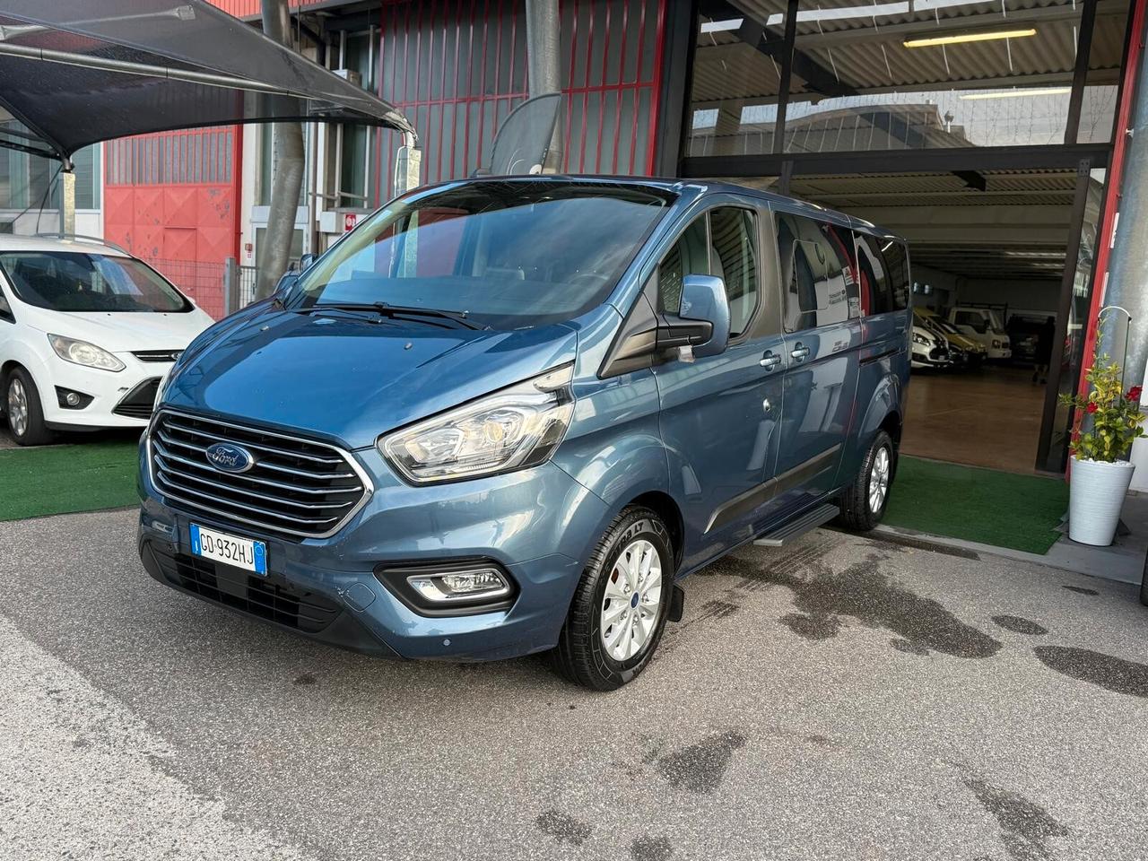 Ford Tourneo Custom 2.0 EcoBlue 130CV Titanium AUTOMATICO 8 POSTI
