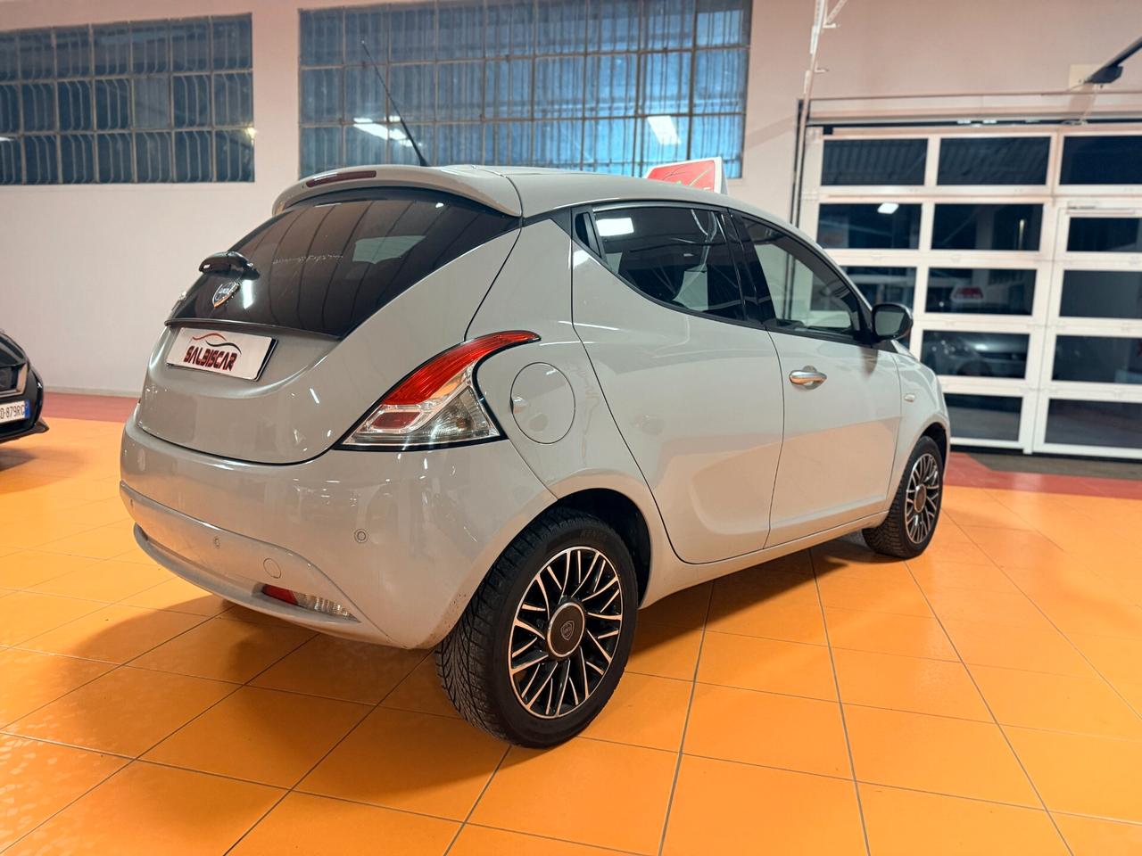 Lancia Ypsilon 1.3 MJT 16V 95 CV 5 porte S&S Mya