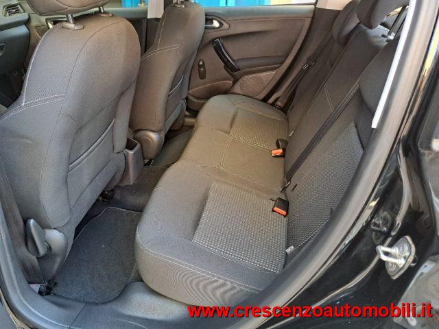 PEUGEOT 208 PureTech 82 AZIENDALE