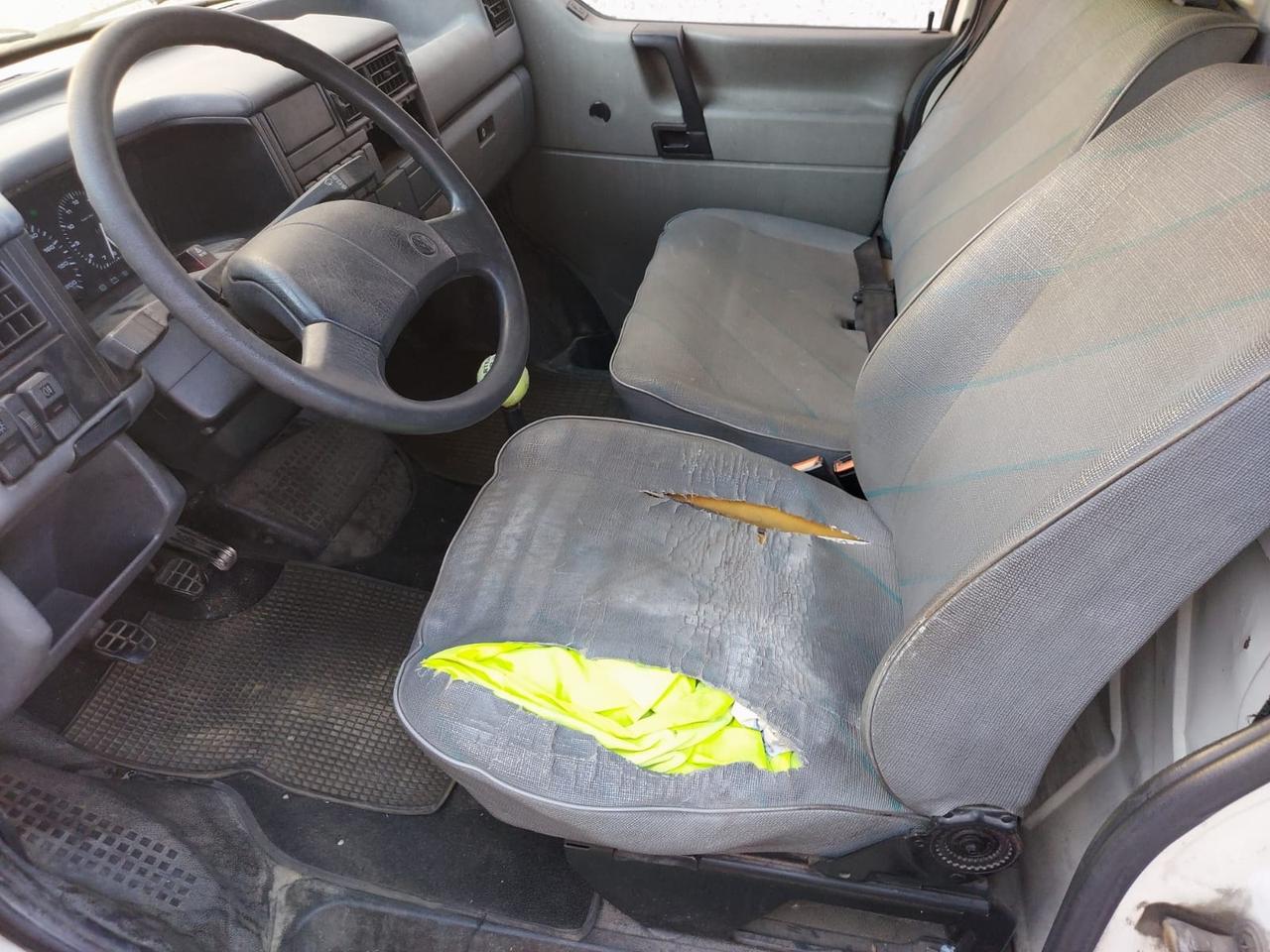 Volkswagen Transporter Base Alta 2.4 Diesel