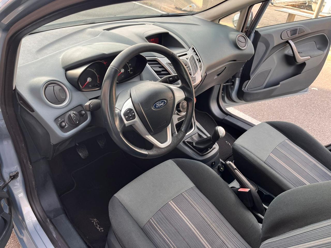 Ford Fiesta 1.4 5 porte Bz.- GPL Titanium
