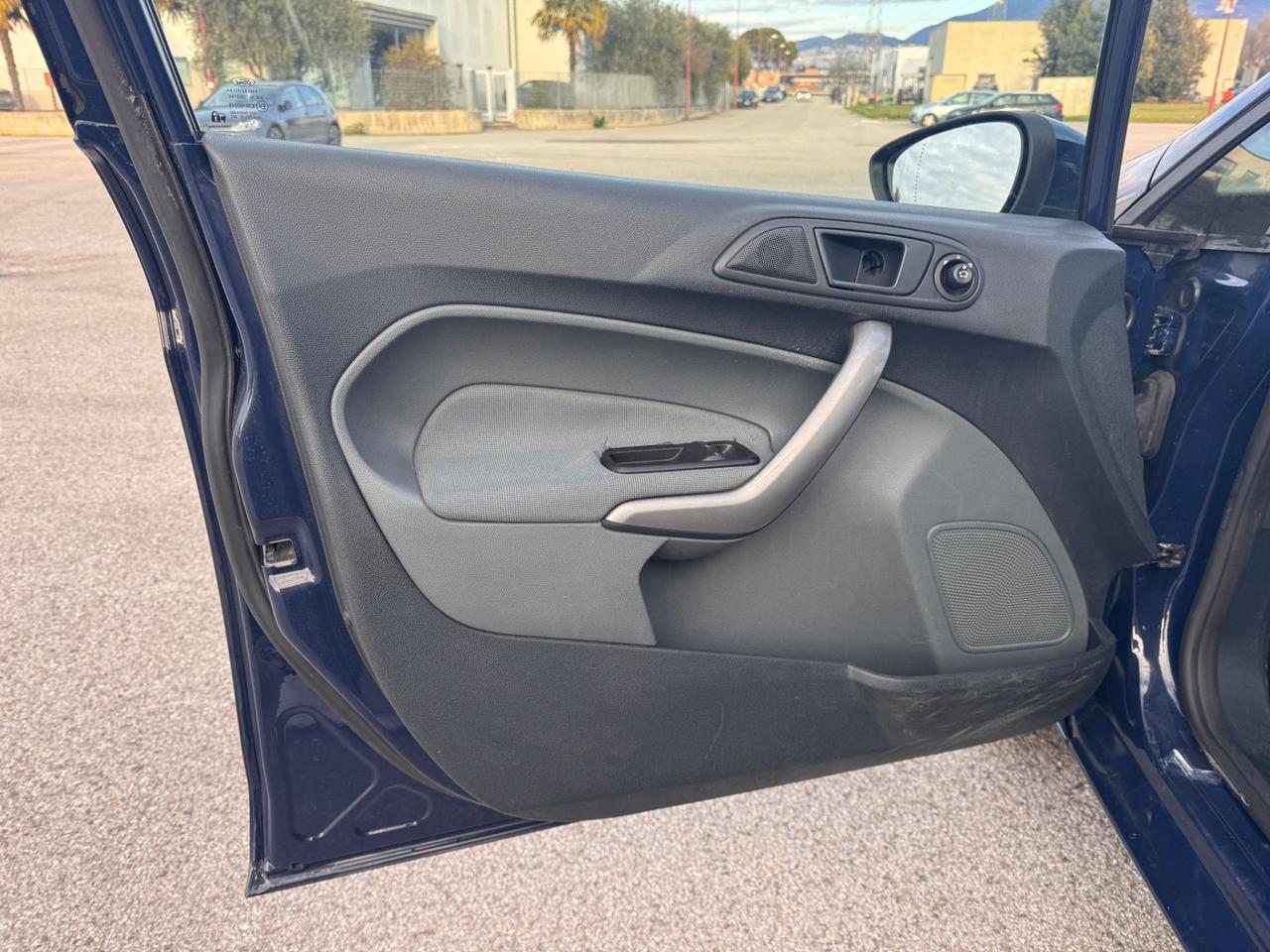 Ford Fiesta 1.4 TDCi 5p. Titanium GARANZIA 12 mesi