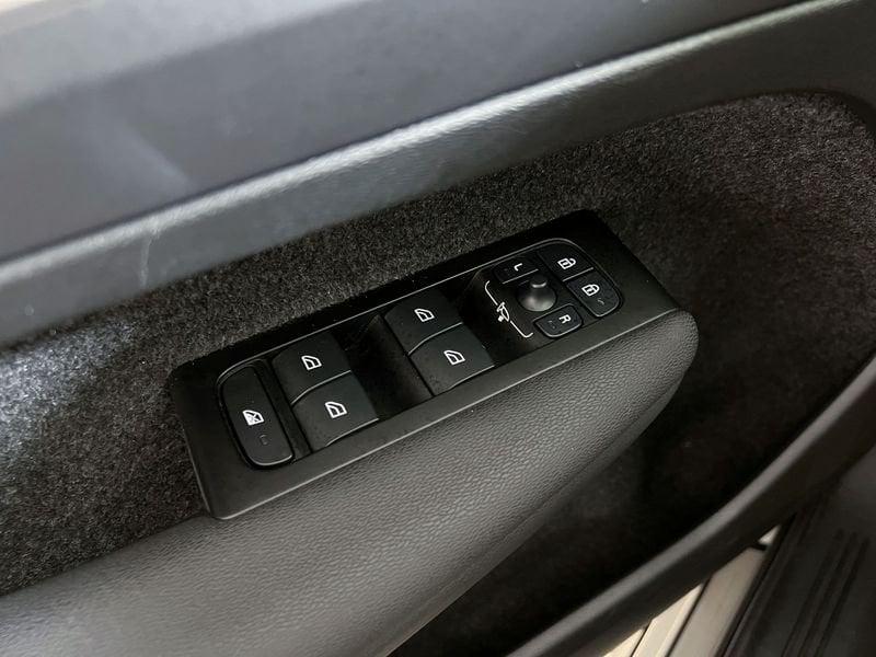 Volvo XC40 XC40 T4 Recharge Plug-in Hybrid automatico Core