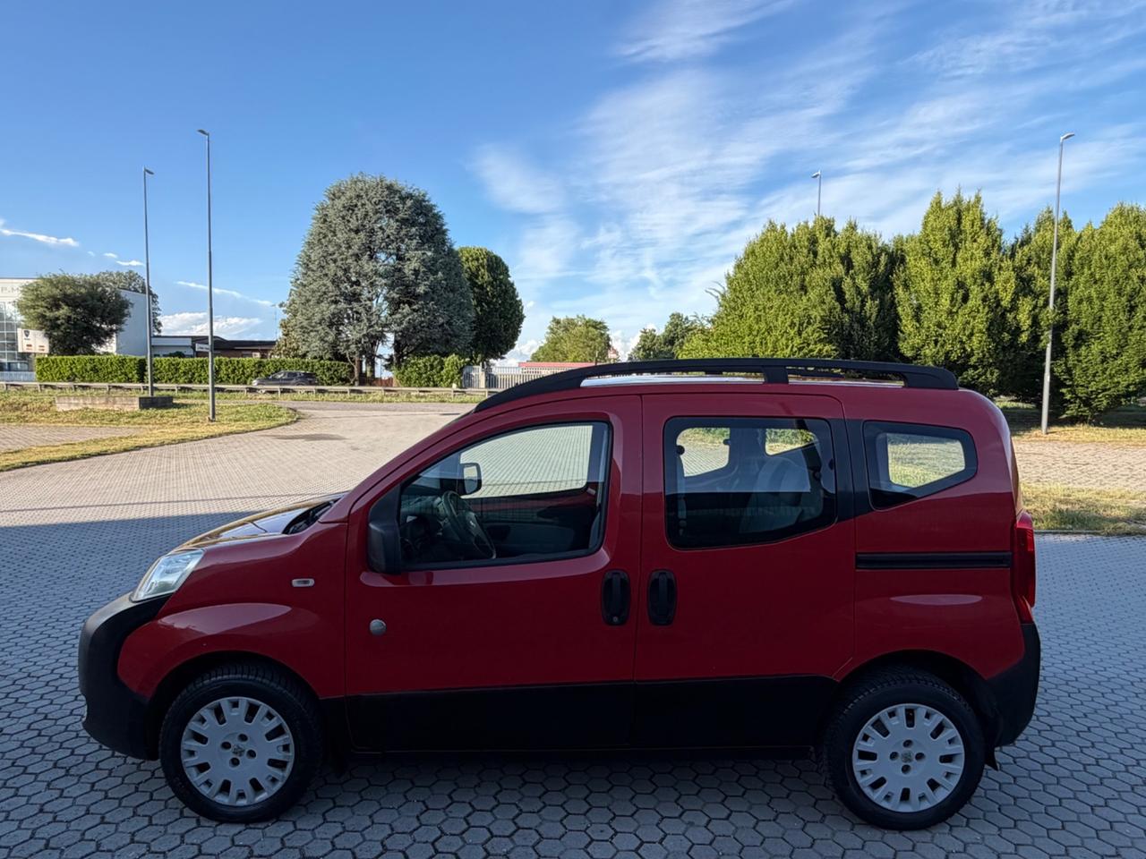 Peugeot Bipper Tepee 1.4 HDi 70CV Outdoor 2-Tronic
