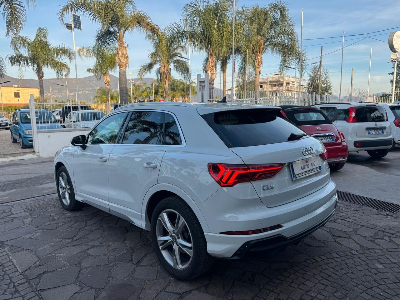 Audi Q3 2.0 TDI 150 CV S line Edition tronic