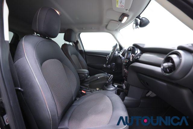 MINI Cooper 1.5 BUSINESS XL 5 PORTE AUTOMATICA