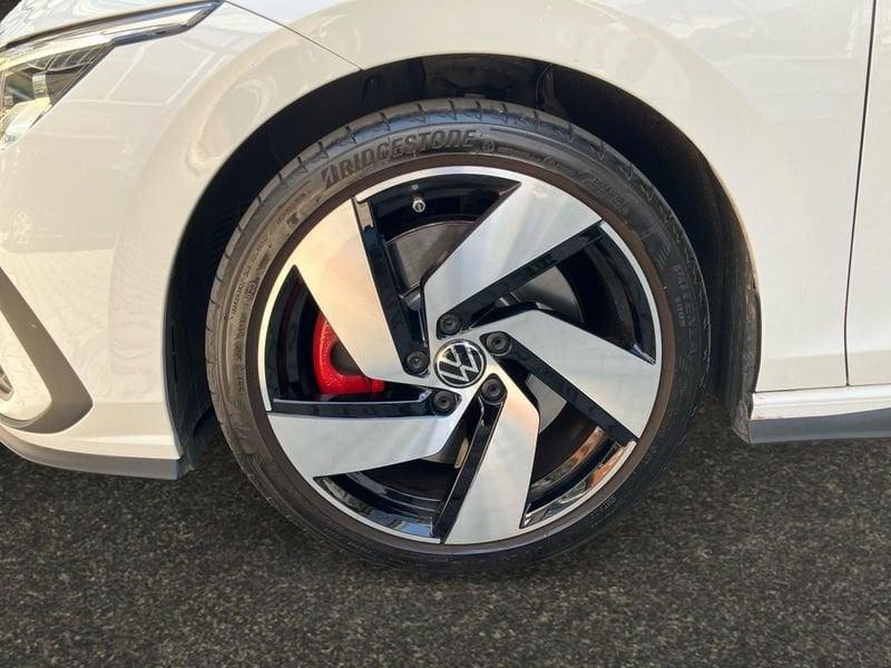 Volkswagen Golf 2.0 TSI GTI DSG