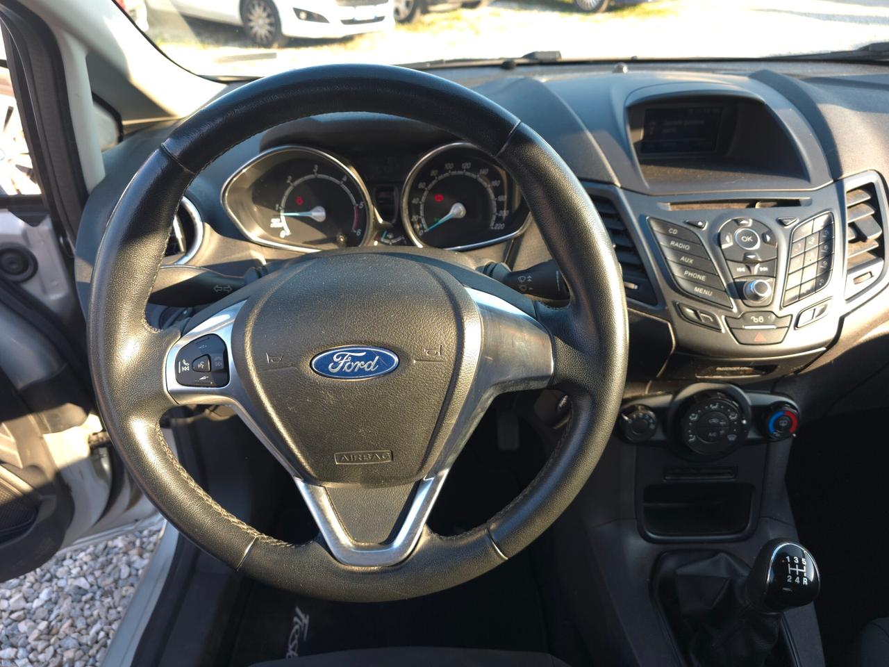 Ford Fiesta 1.5 TDCi 75CV 5 porte ST-Line