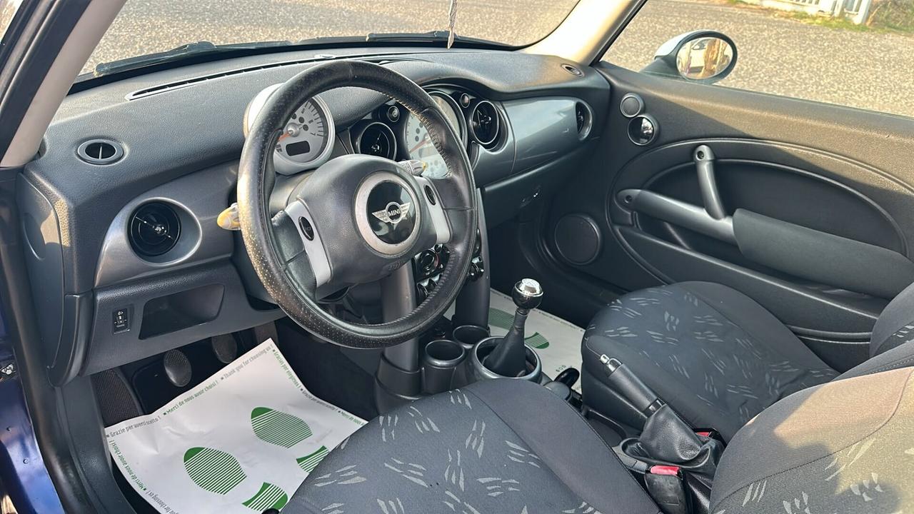 Mini s serie 1.4 tdi(motore toyota)one d de luxe