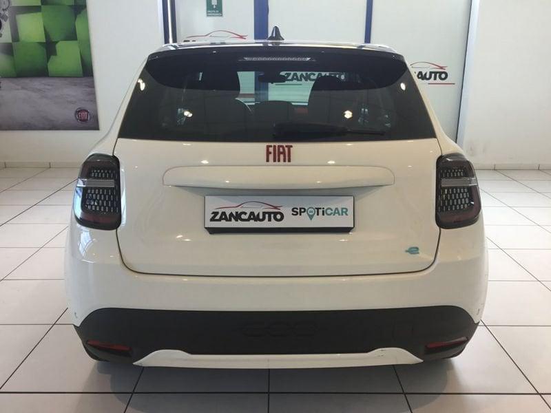 FIAT 600e Elettrica 156cv Red - KM0