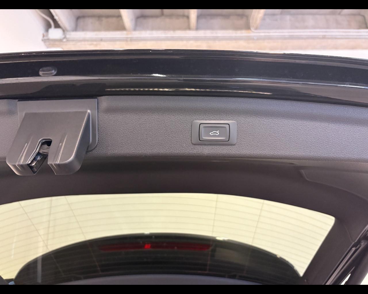 AUDI Q3 45 TFSIe S-TRONIC S-LINE EDITION