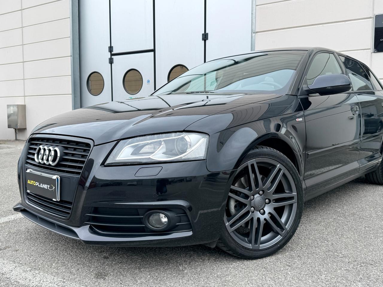 Audi A3 SPB 2.0 TDI 170 CV S-LINE Black edition