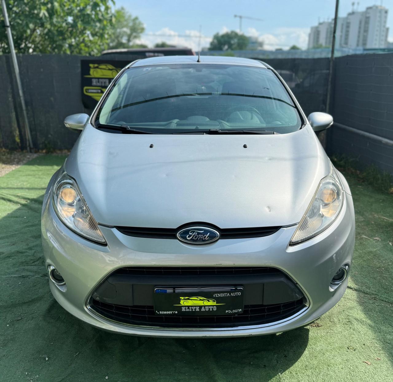 Ford FIESTA 1.4 GPL TITANIUM 5 PORTE NEOPATENTATI