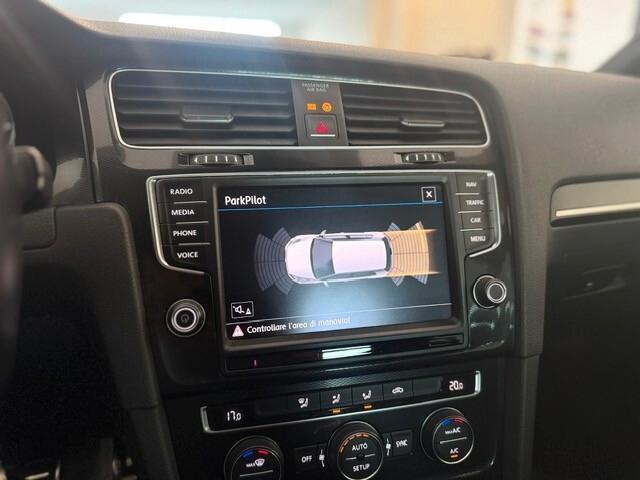 Volkswagen Golf 2.0 TDI DSG Highline BlueMotion Technology