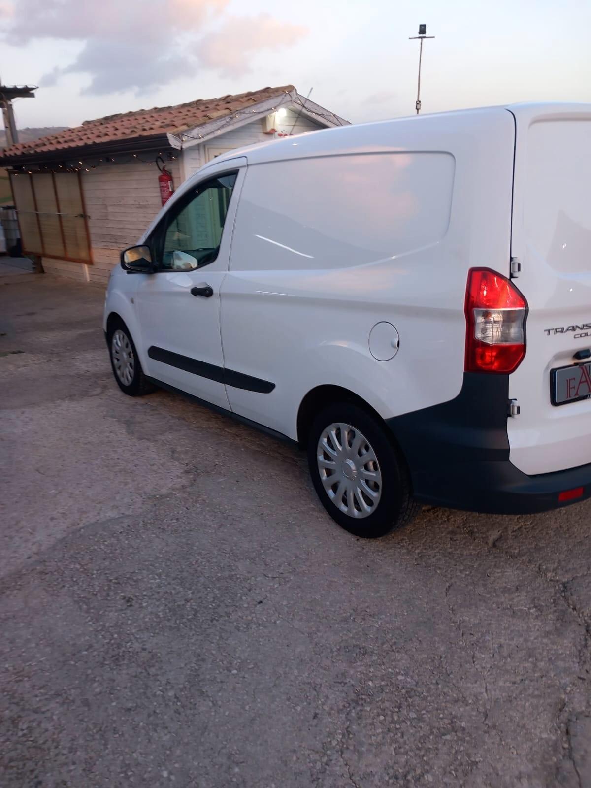 Ford Transit Courier Transit Courier 1.5 TDCi 75CV Van Trend