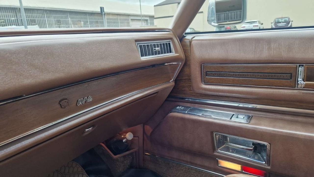 Cadillac Deville 1975