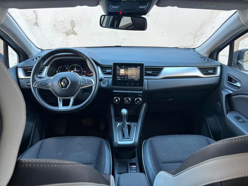 Renault Captur 1.6 E-Tech hybrid Intens 145cv auto
