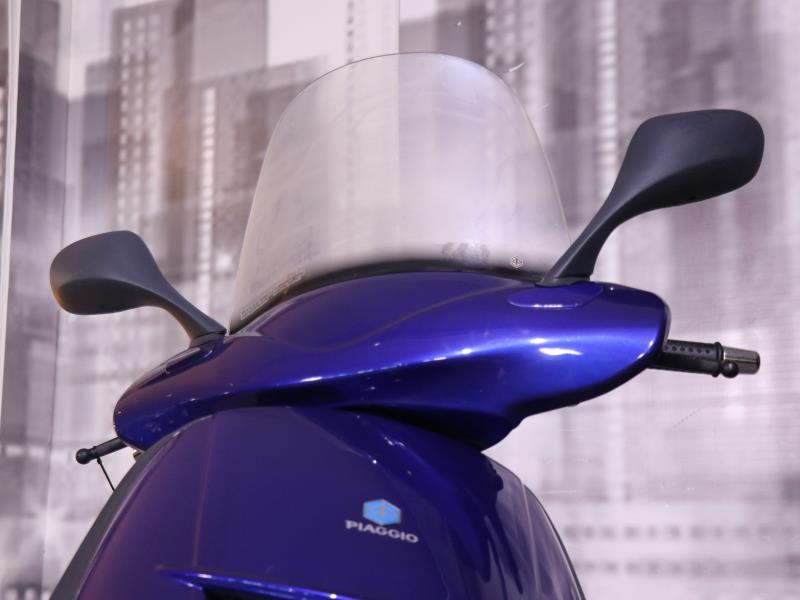Piaggio Hexagon 180