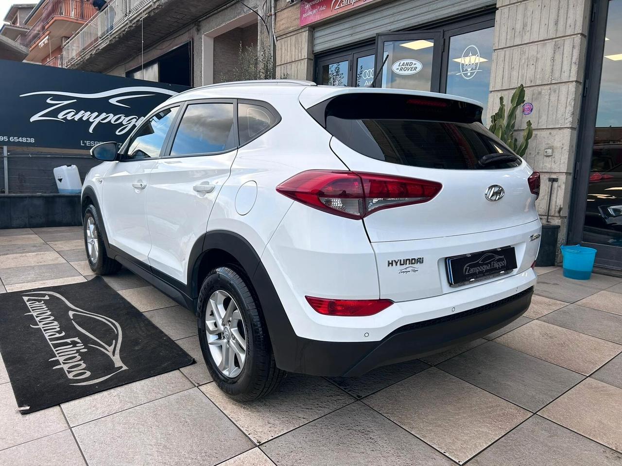 Hyundai Tucson 1.7 Crdi 115cv comfort - 2016