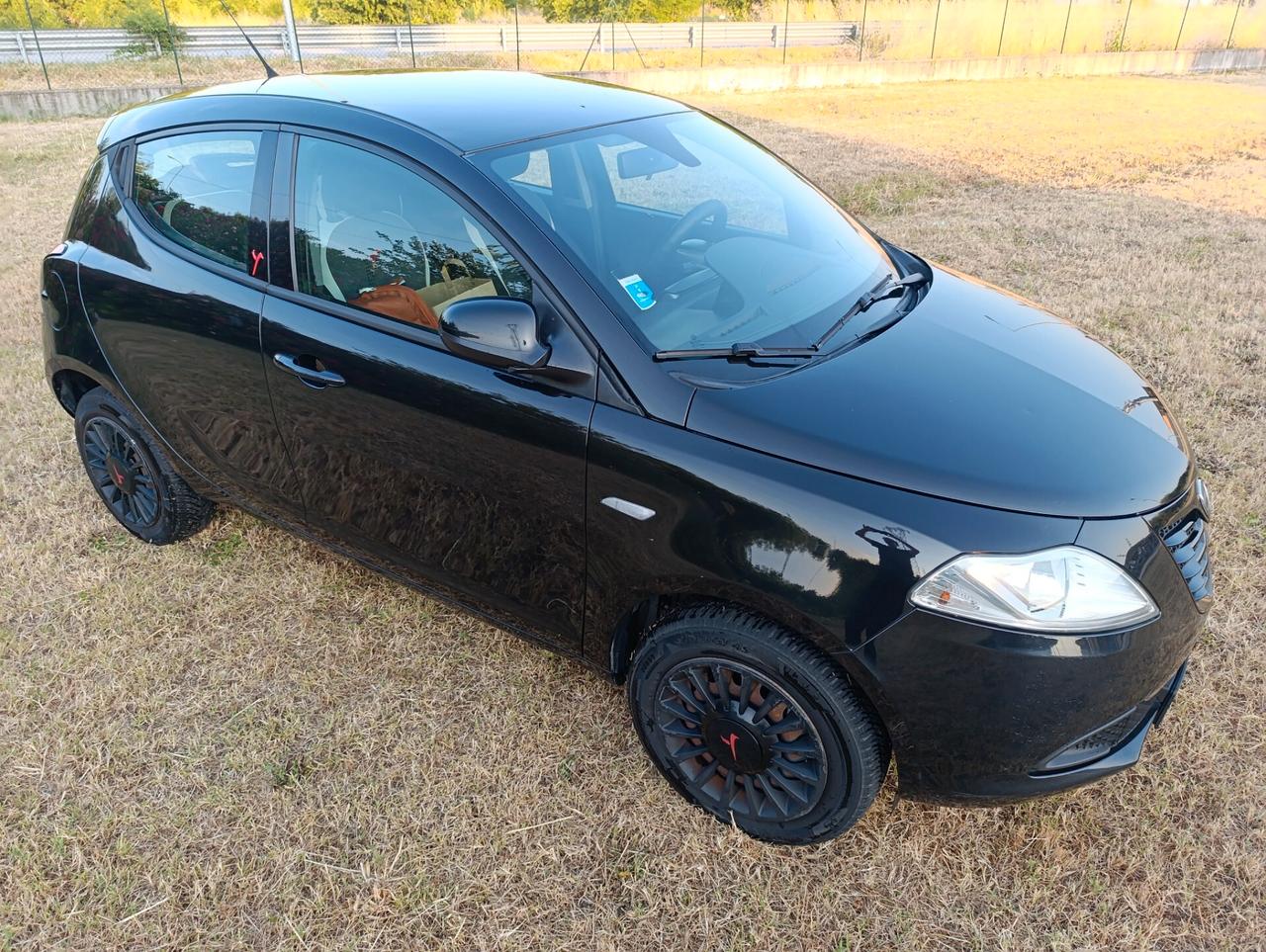 Lancia Ypsilon 0.9 TwinAir Metano #GM