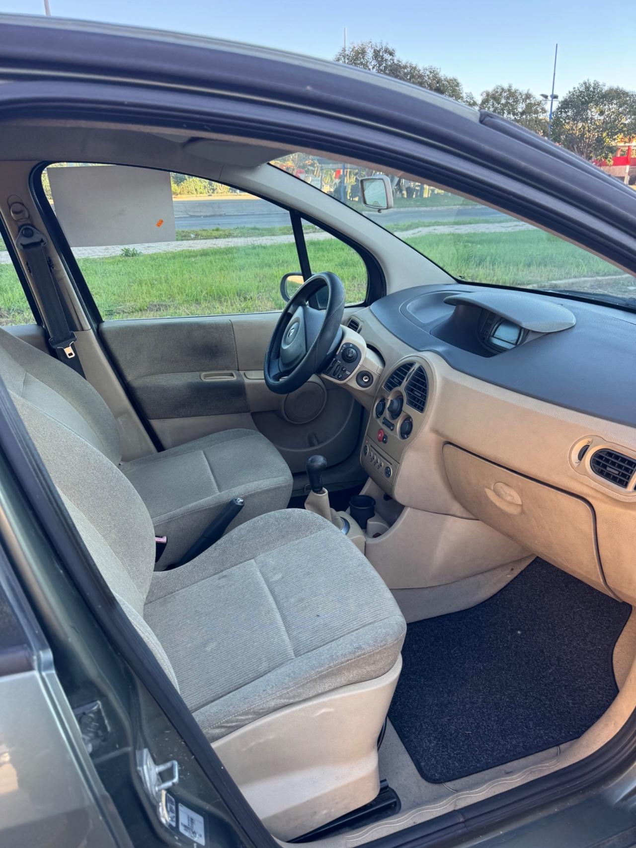 Renault Modus 1.5 dCi 70CV Pack