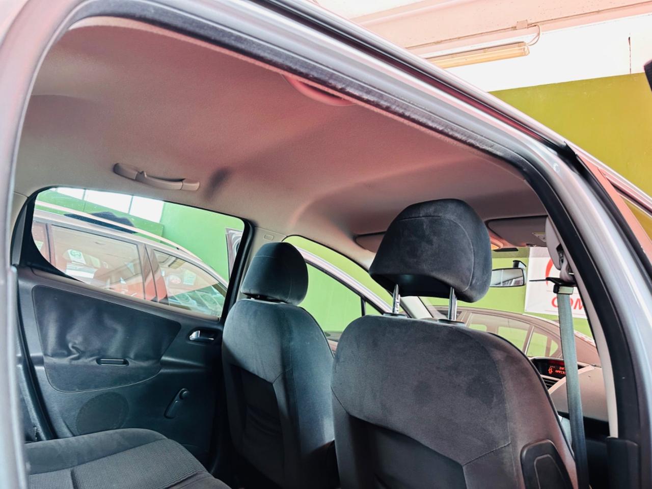 Peugeot 207 1.4 Benzina 75CV 5p. ONE Line