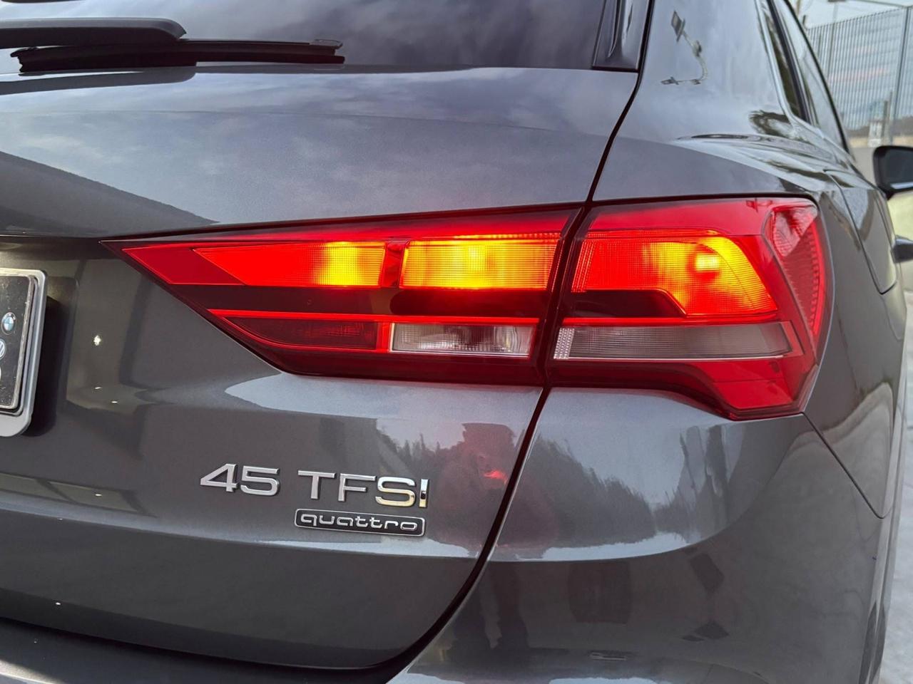 Audi Q3 45 TFSI quattro S line edition