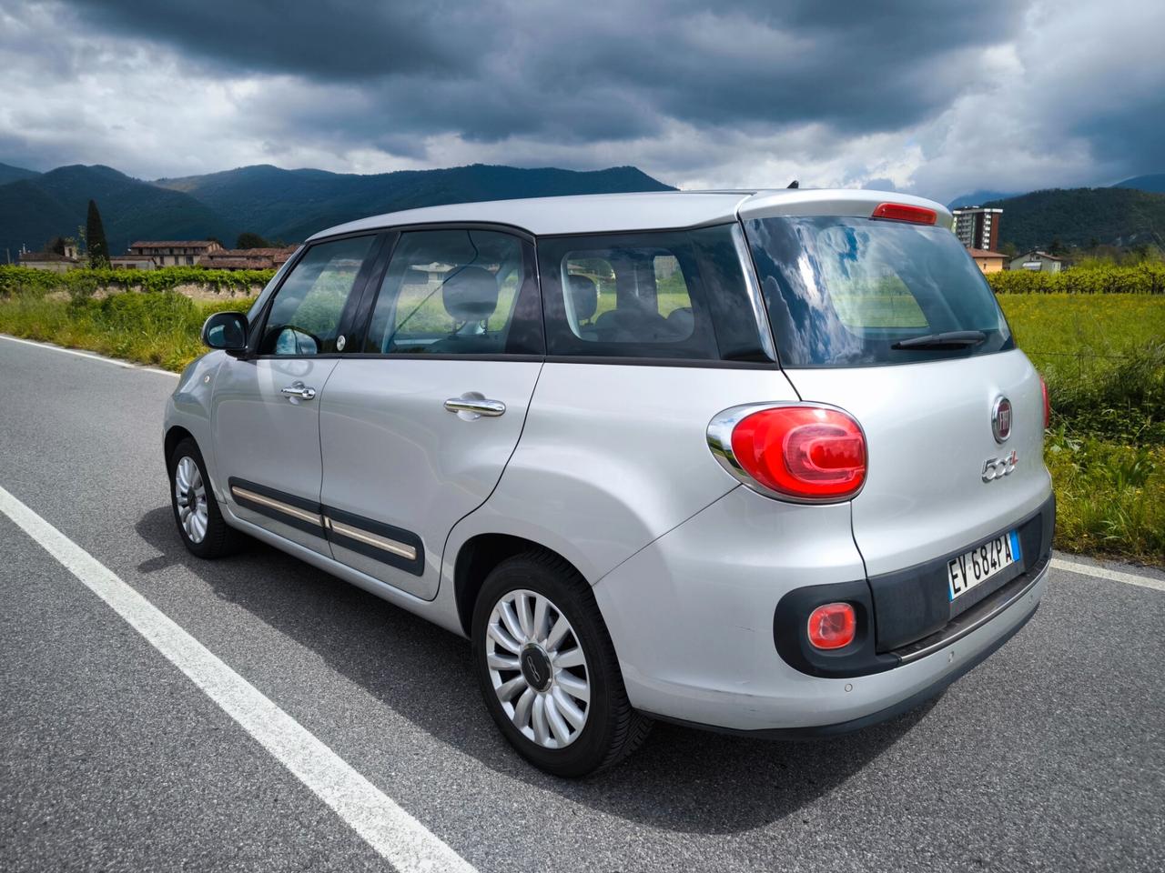 FIAT 500L LIVING 1,6 MJT- LOUNGE- OK NEOPATENTATI