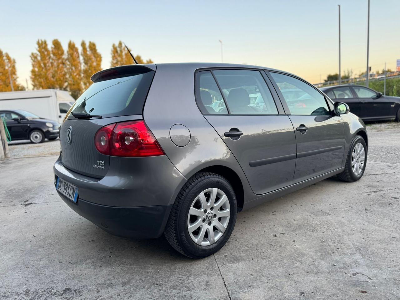 Volkswagen Golf 1.9 TDI DPF 4mot. 5p. Sportline