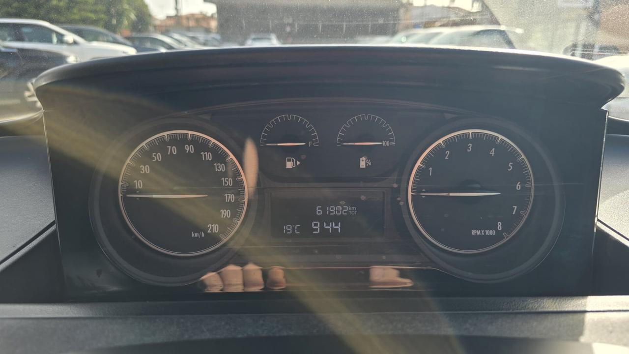 Lancia Ypsilon 1.0 FireFly 5 porte S&S Hybrid Ecochic Silver