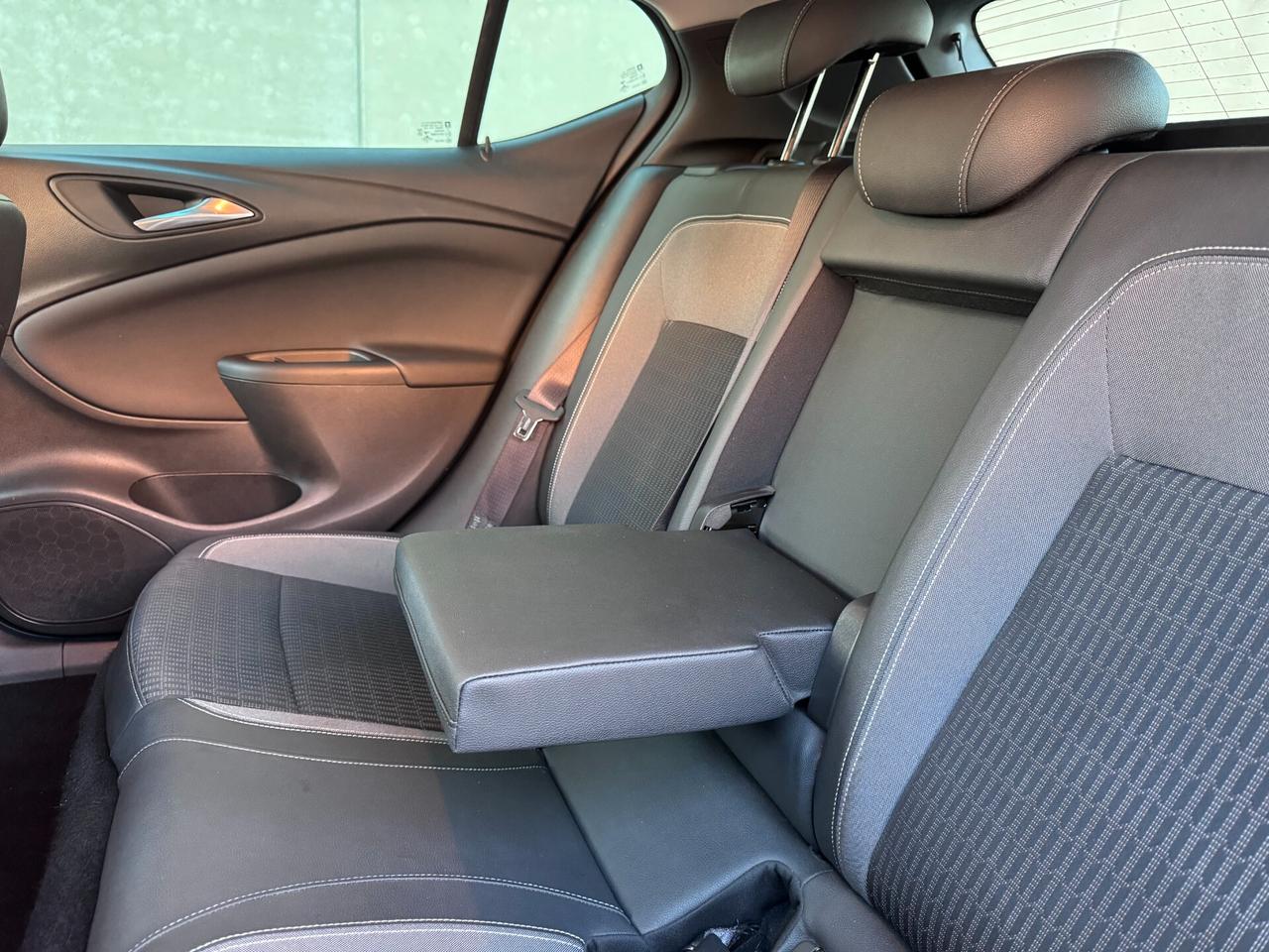 Opel Astra 1.5 CDTI 105 CV S&S 5 porte Business Elegance