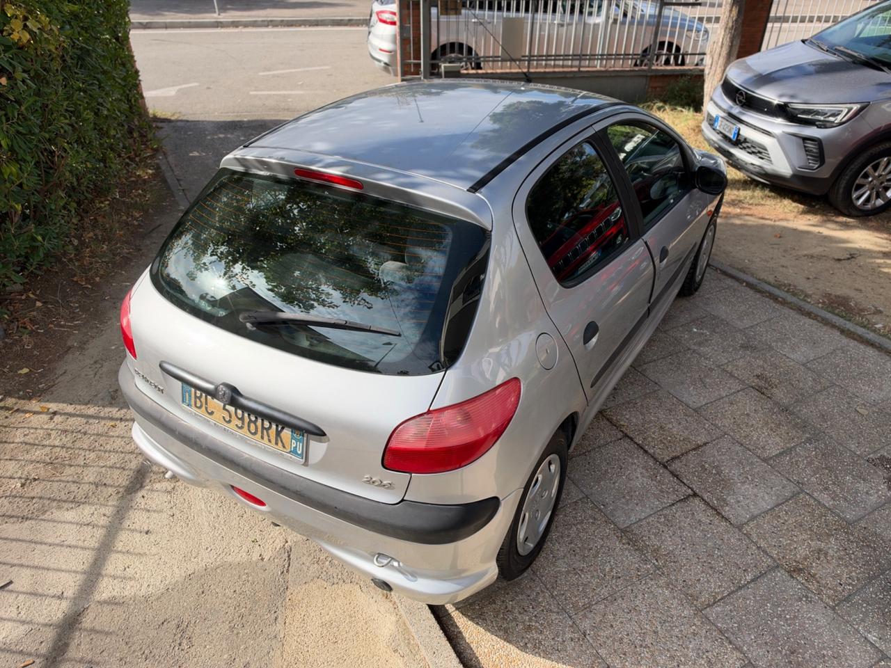 Peugeot 206 1.1 5p. XT GPL