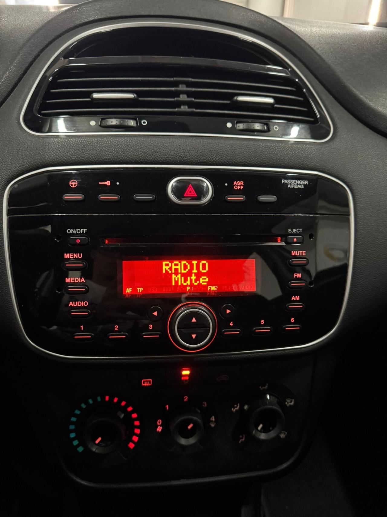 Fiat Punto 1.3 MJT II 75 CV 5 porte Street
