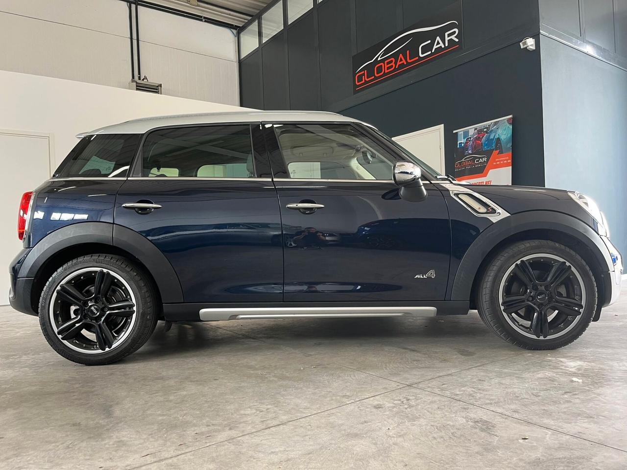 Mini Cooper 2.0 Cooper SD ALL4 automatica