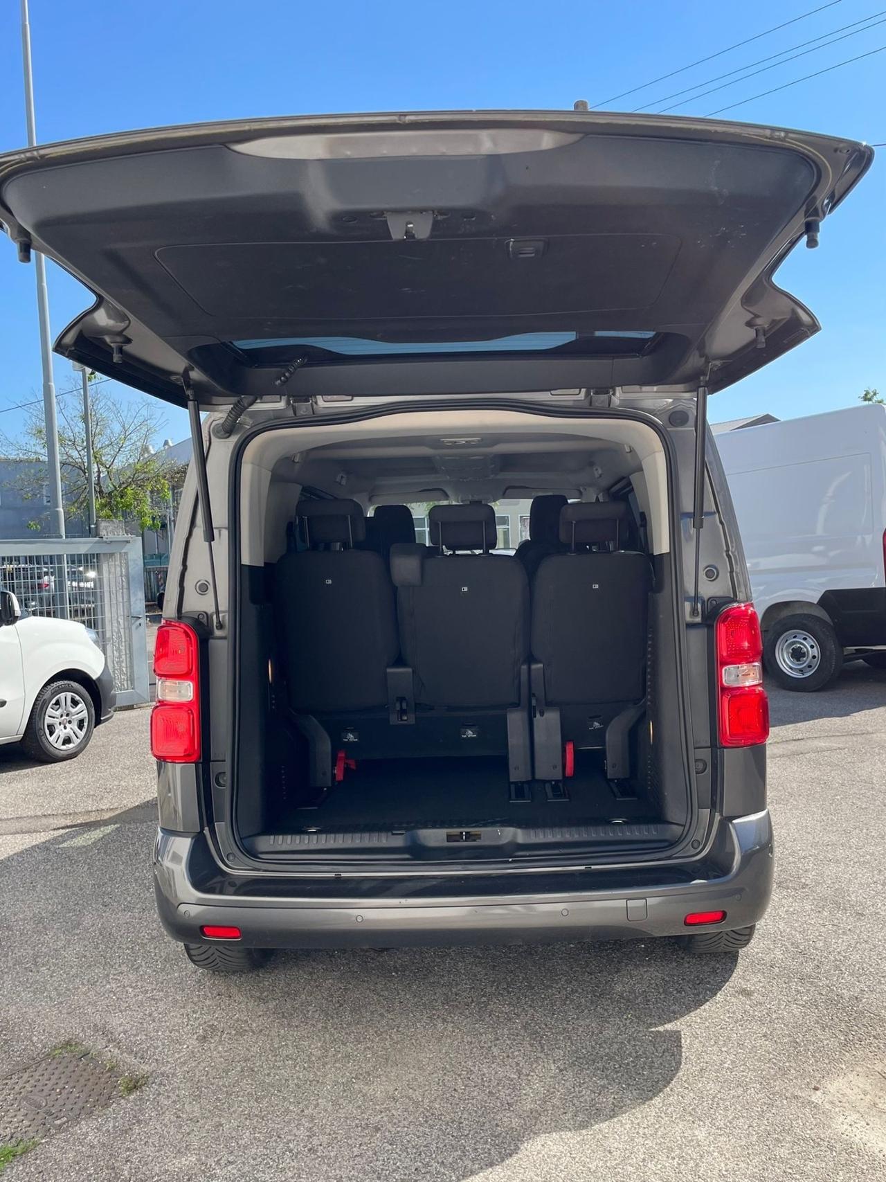 Opel Vivaro Life 2.0 Diesel 145CV PASSO LUNGO 8 POSTI FULL OPTIONAL